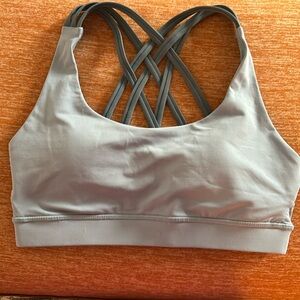 Lululemon workout top. Size S